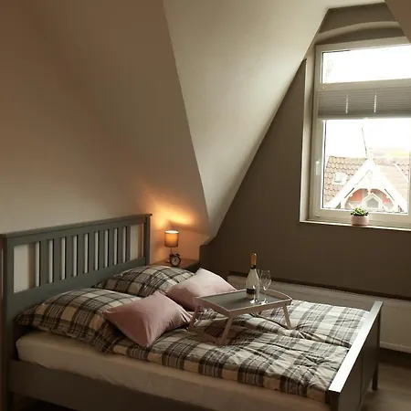 Schusterbude Apartment *